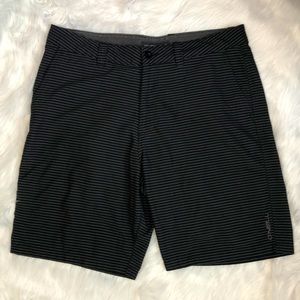 O’NEILL  Black striped shorts. Men’s 36